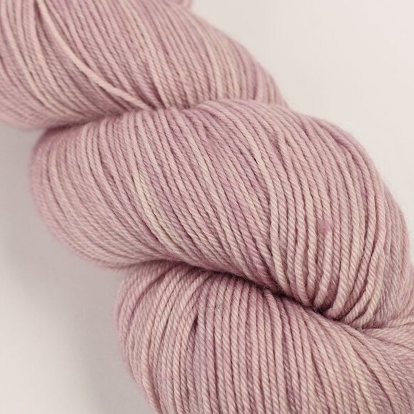 Orange Flower SW Merino Fingering 4 Ply Yarn 437 Yards Color Flourish - Picture 2 of 3